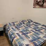 New Private Parking Apartman Bardolino