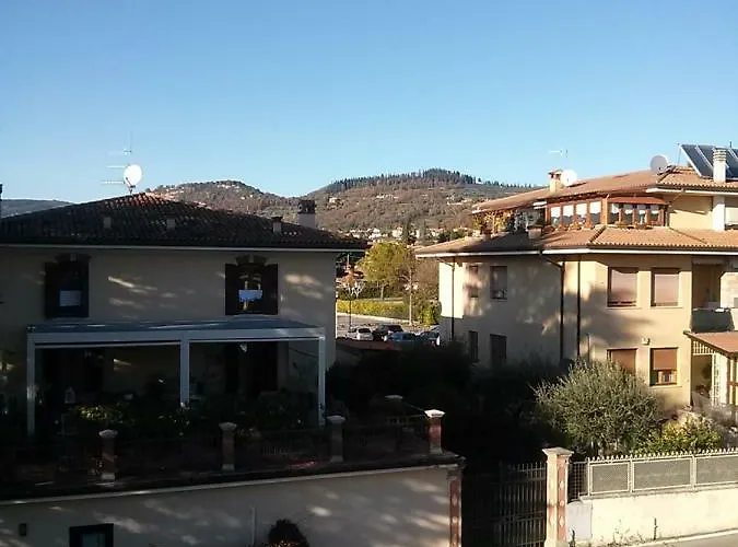 New Private Parking Daire Bardolino