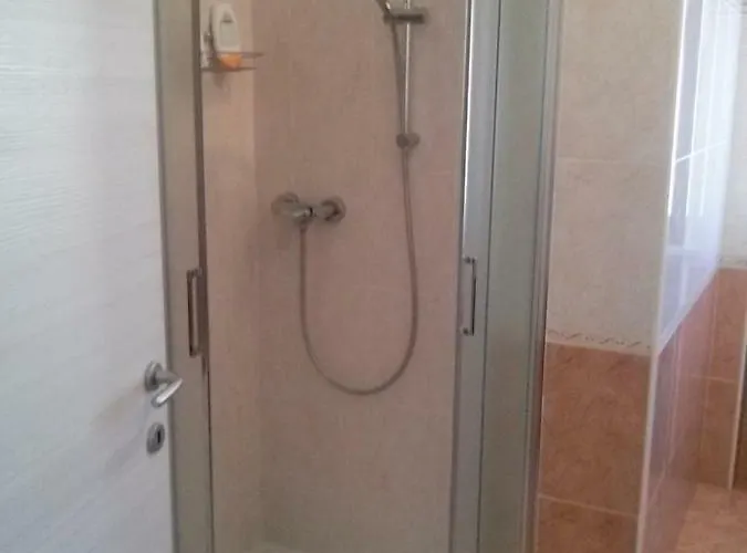 New Private Parking *